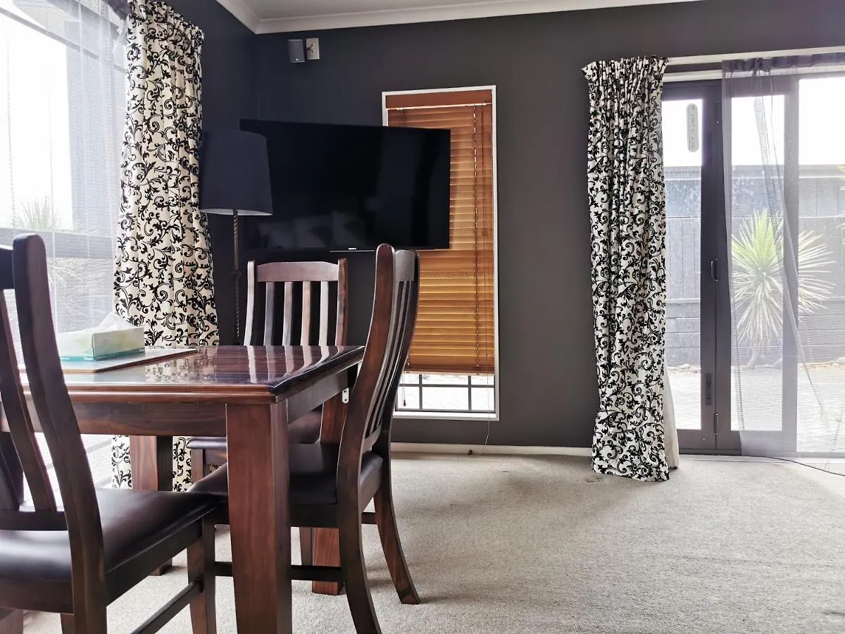 Lakeview Holiday Hideaway Tauposee 0*,